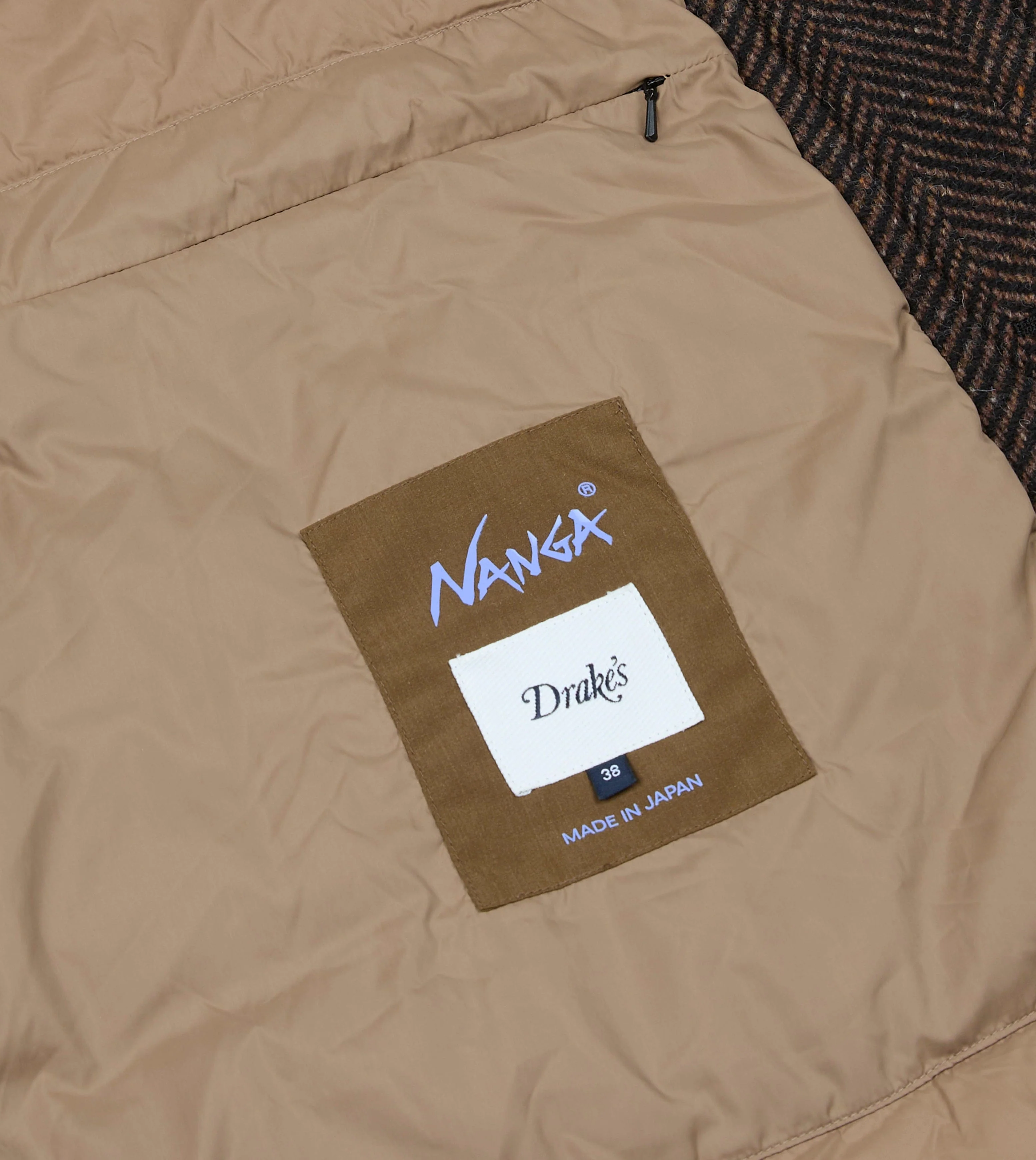 Drake's by Nanga Quilted Raglan Coat - Image 6