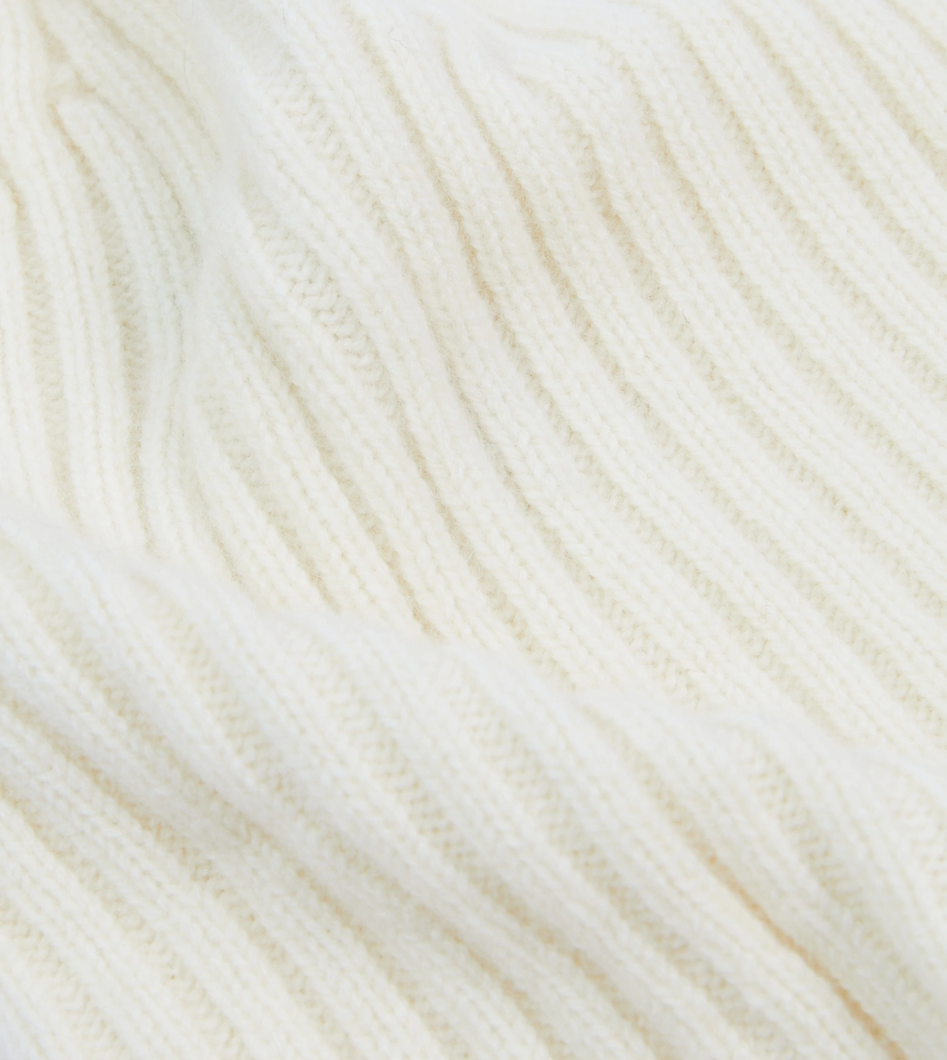 Ecru Lambswool Ribbed Knit Cap - Image 2